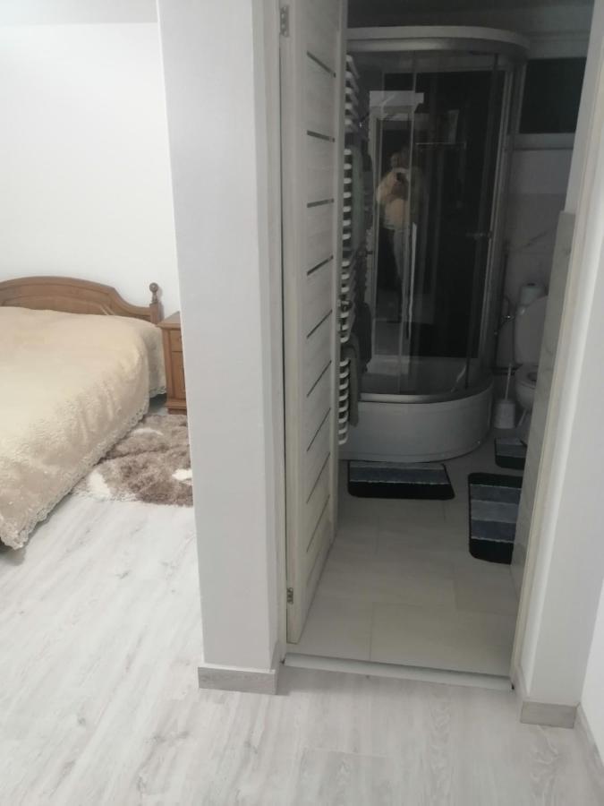 큼홀룸그몰도베네스크 Casa Balan 빌라 외부 사진